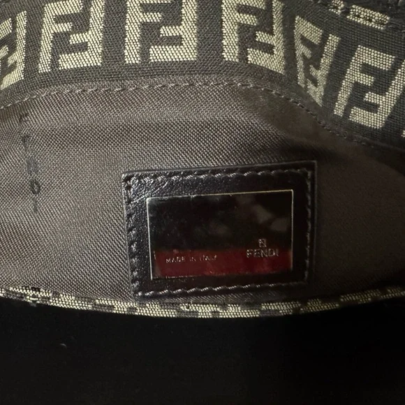 Fendi Brown and Black Women's Tote Bag / Includes C.O.A - Picture 7 of 9